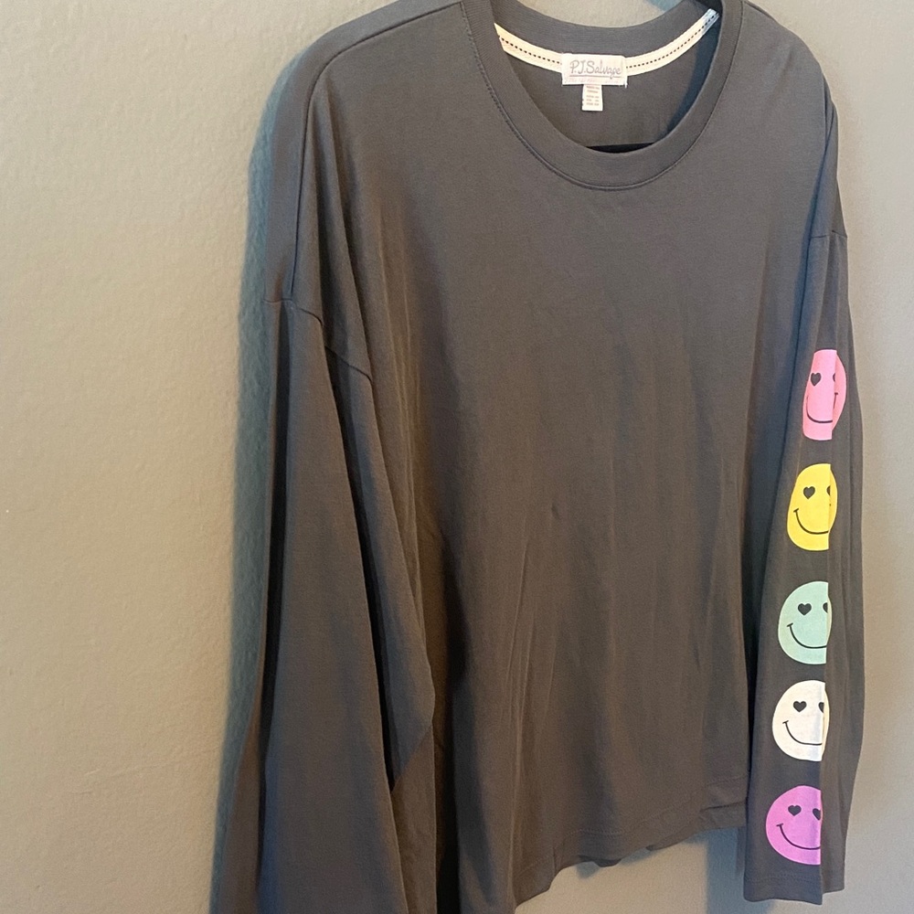 NWT Grey Long Sleeve Tee with Colorful Smiley Sleeve Cotton/Modal - Picture 6 of 10